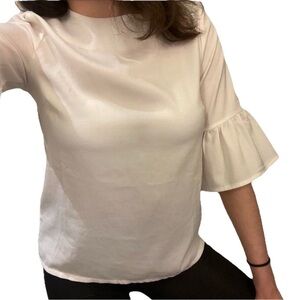 Bell Ruffle Half Sleeve White Blouse Women’s Size Small Cottage Core Minimal